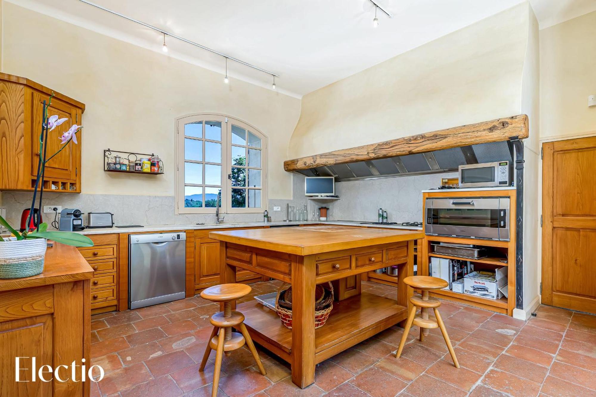 Aparthotel Bastide Domaine Tour Campanets Le Puy-Sainte-Réparade Esterno foto